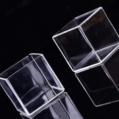 Quadratisches Glas aus Quarzglas